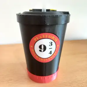 Harry Potter Hogwarts Express Tumbler – 500 ml with Lid