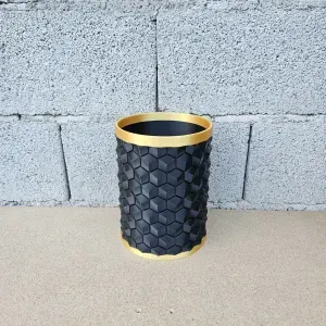 Honeycomb trash can
