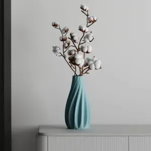 Smooth Curved Ribbed Vase