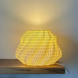 Zephyr Swirl Lamp