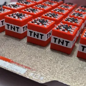 Chaveiro TNT