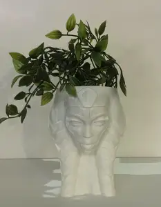 AHSOKA FLOWER POT-STAR WARS