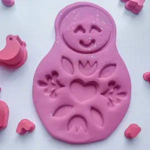 Matryoshka doll cutter and stamp set  - 34 Pieces