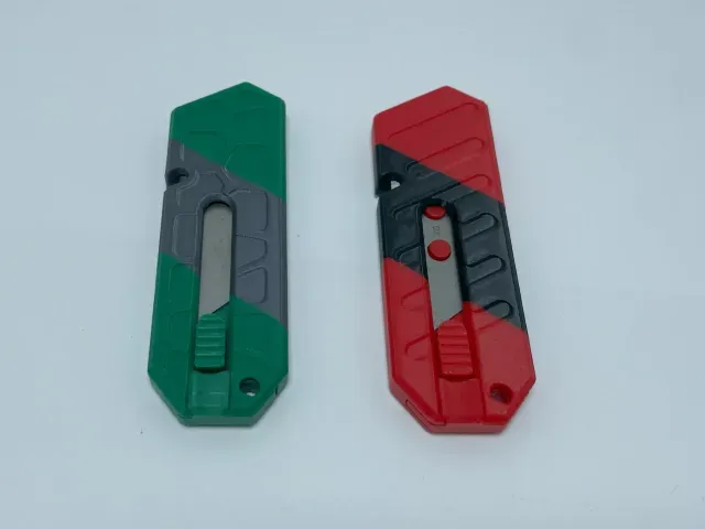 Utility Knife — Image 3 of 7