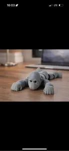 Подвижная фигурка гориллы