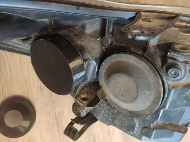Headlight cover Ford Focus MK2 (facelift) — Image 4 of 8