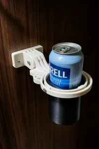 Gyroscopic Can Holder – Self-Leveling Drink Holder