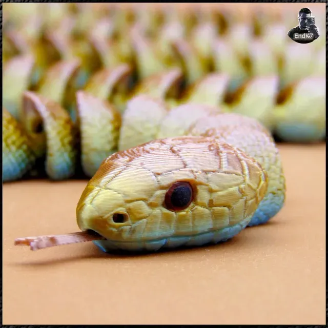 flexible Corn Snake - nearly 150cm/59Inch long! — Image 5 of 9