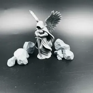 Faceless Angel with Sword – RPG Figurine - Terrain