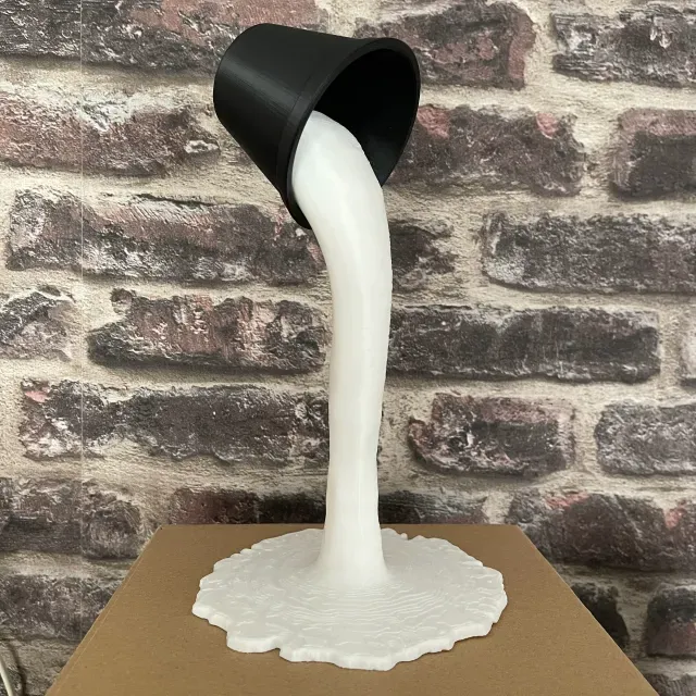 Water Bucket — Image 3 of 7