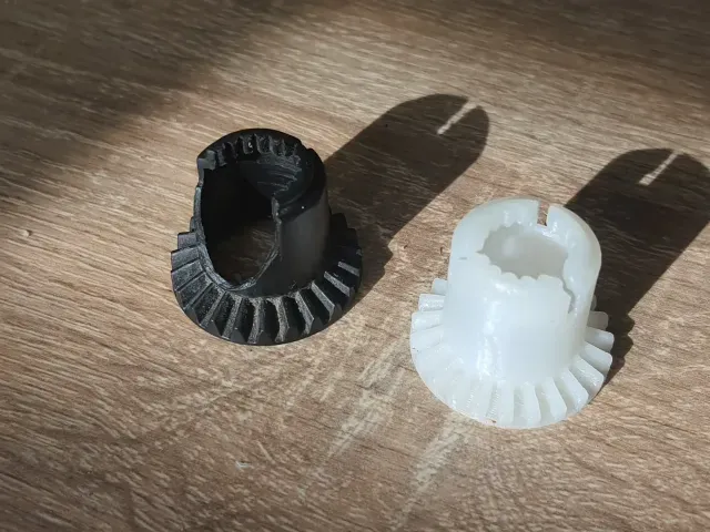 Car headlight gears — Image 4 of 6
