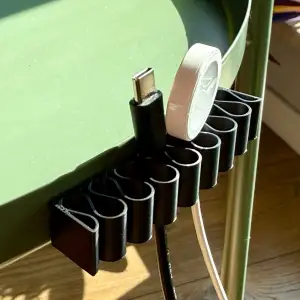 Flexible cable organizer desk holder 3-15 slots