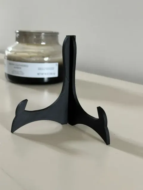 Plate stand