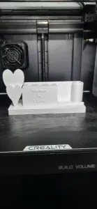 Heart-shaped pen holder with flower stand