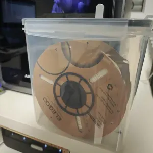 Protect your 3D printing filaments,silica gel container