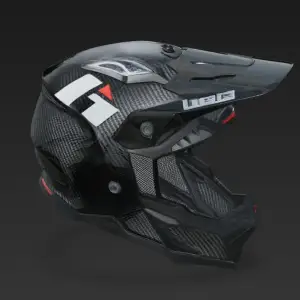 Enduro helmet