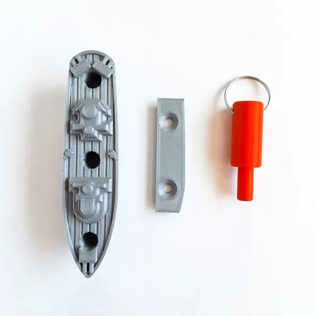 Battleship Keychain Hanger — Image 7 of 9