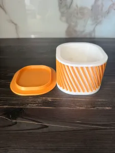 STORAGE BOX