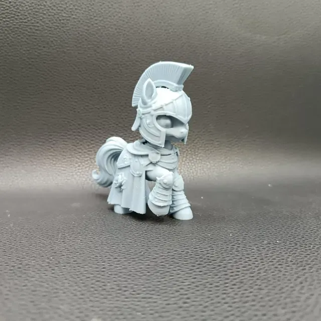 Roman Legionary Pony – Chibi Warrior - MLP Toy — Фото 4 из 5