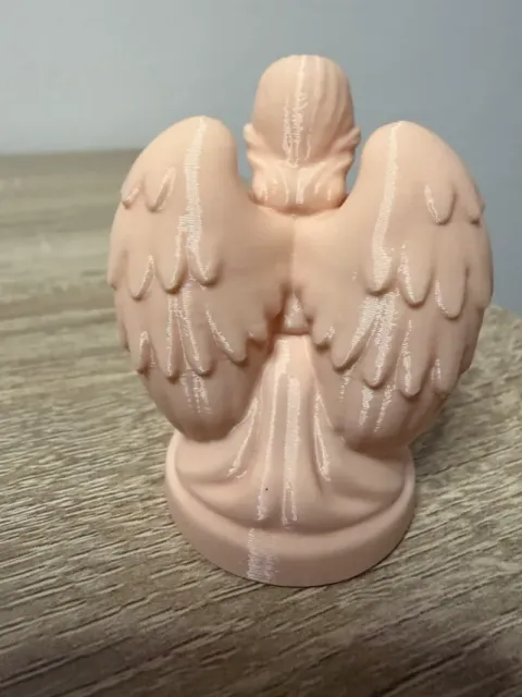 Kneeling praying angel — Фото 3 из 4