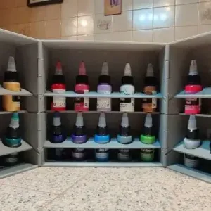 Closet for paint