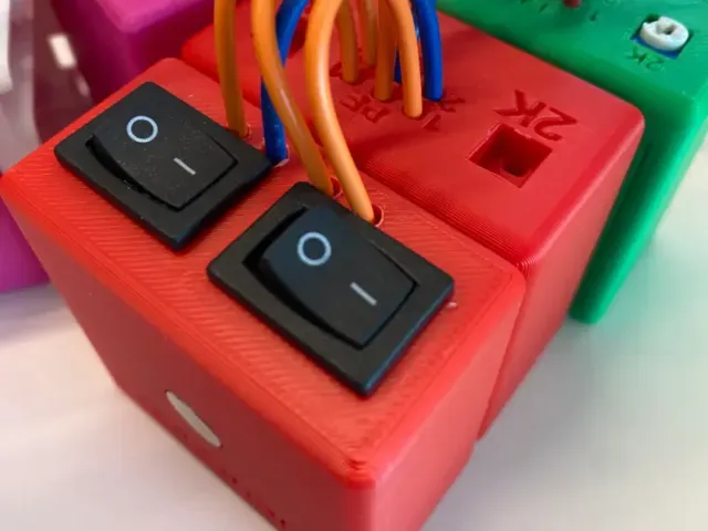 Modular electronics box with DIN rail holder — Image 3 of 8