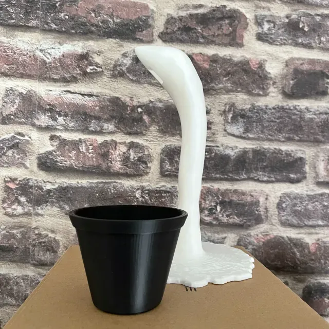 Water Bucket — Image 4 of 7