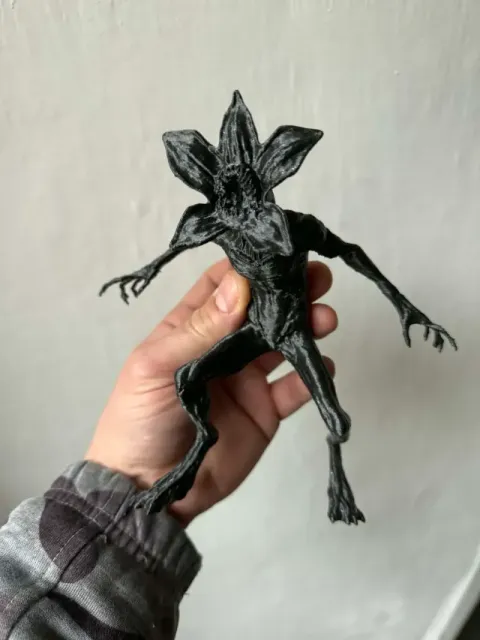Demogorgon - monster from the movie Stranger Things — Фото 2 из 6