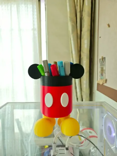 Mickey Mouse Pen Holder