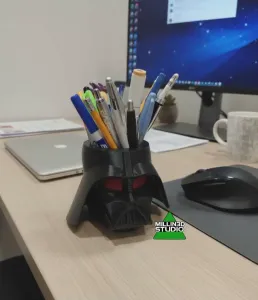 Darth Vader Head Pencil holder / Planter
