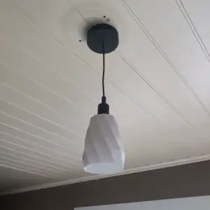 Ceiling lamp with E27 socket