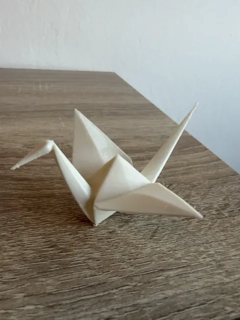 Origami crane — Image 3 of 4