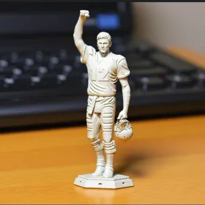 Tom brady statue - A Symbol of Glory on Your Desk - 3d print