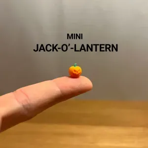 Mini Jack-O’-Lantern