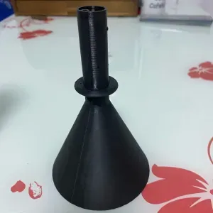 Funnel with vent