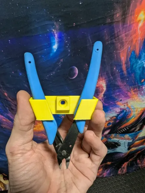 Flush Cutter Holders - Remix! (Original Work by Dan H) — Image 2 of 9