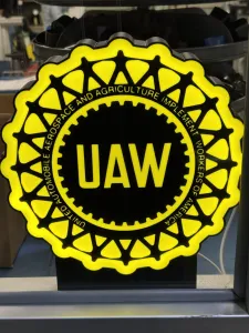 UAW Logo2color