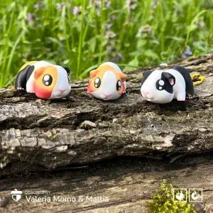Cute Flexi Guiena Pig (Toy, Keychain & Magnet), Articulated