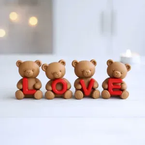 Love Toy Bear Figures Set