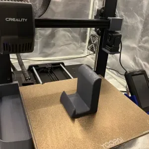 Simple phone stand