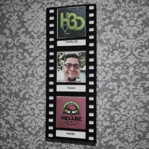 🖼️ Modular Polaroid Movie Strip Frame