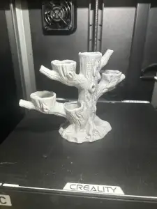 TREE FOR PARROTS