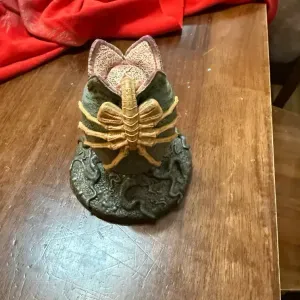 Alien vs predator egg