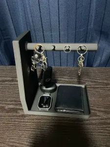 Multi-Storage Key Hook