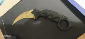 Karambit-style knife