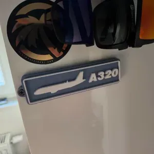Airbus Airplane A320 keychain keyring enjoy!