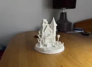 Haunted Victorian House Halloween Diorama