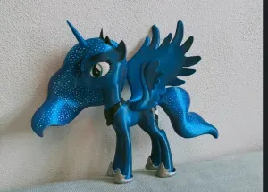 Pony Luna