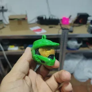 Halo helmet keychain