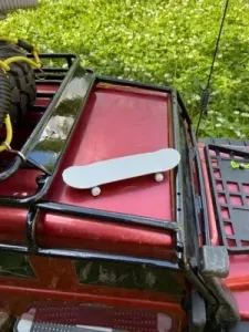1:10 RC Traxxas TRX 4 Skateboard